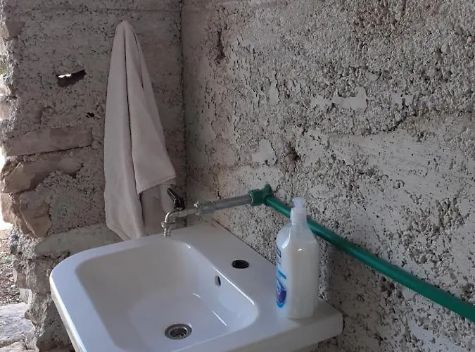 Camping Brizi مكان تخييم